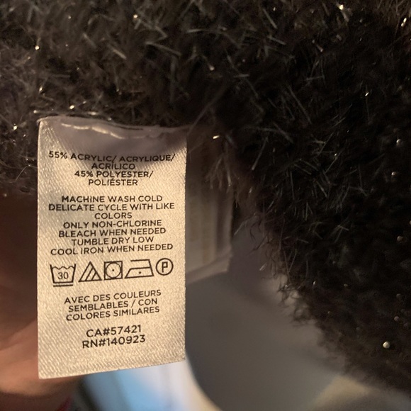 Lou & Grey Fuzzy Sweater - Picture 4 of 4